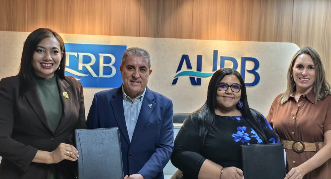 AHRB, CTRB y SODOMEDI firman acuerdo para la proyección turística de La Romana y fortalecer el periodismo digital